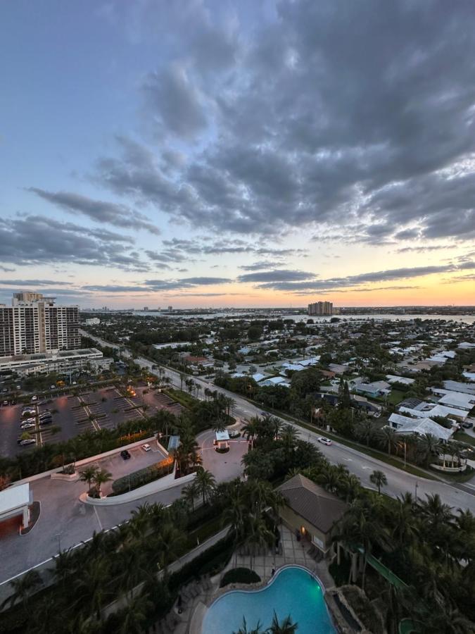 Singer Island Beach Resort And Spa, Located At The Palm Beach Resort Ривьера-Бич Экстерьер фото